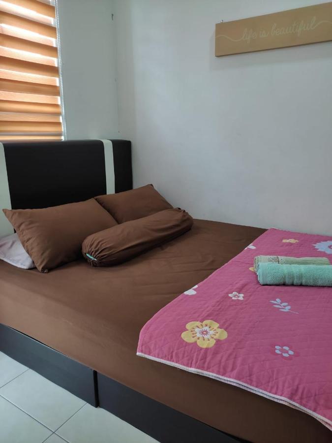 Homestay Semenyih 3 Bedroom Apartment By Kasyaf Buitenkant foto